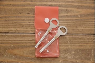 総桐箪笥をリペア&カスタム!高品質リペアを施し、ダークブラウンに着色。(衣装箪笥、和タンス、桐たんす)