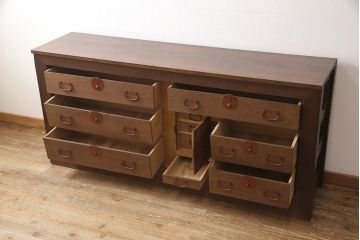 水屋箪笥をリペア&カスタム!奥行きを浅くリサイズし、新たに天板を取り付け。(サイドボード、引き出し、重ね箪笥)