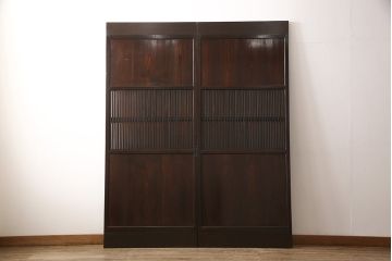 格子戸2枚をリペア&カスタム!高さと幅をリサイズし、吊り戸仕様に加工。引手とガラスを取り付け。(板戸、建具、引き戸)