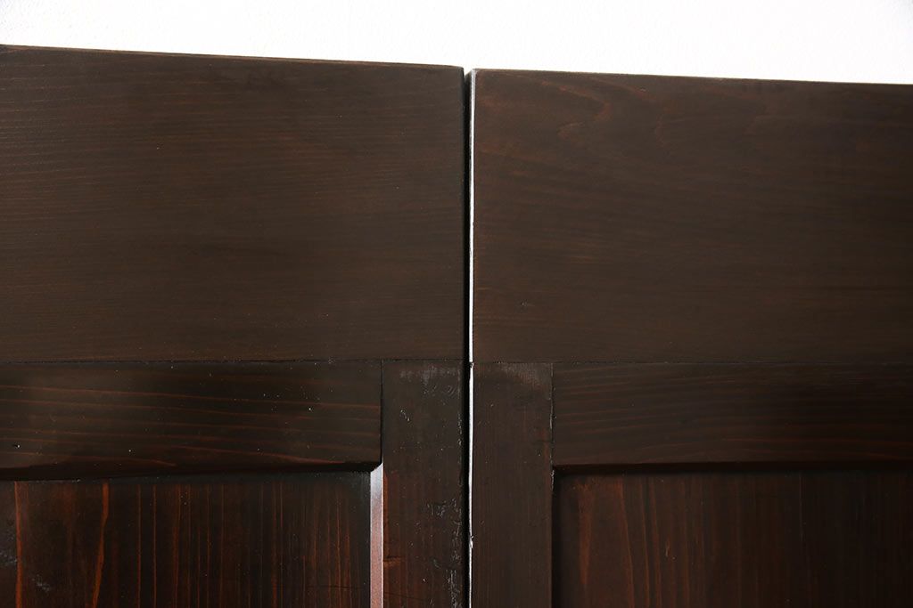 格子戸2枚をリペア&カスタム!高さと幅をリサイズし、吊り戸仕様に加工。引手とガラスを取り付け。(板戸、建具、引き戸)