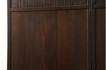 格子戸2枚をリペア&カスタム!高さと幅をリサイズし、吊り戸仕様に加工。引手とガラスを取り付け。(板戸、建具、引き戸)