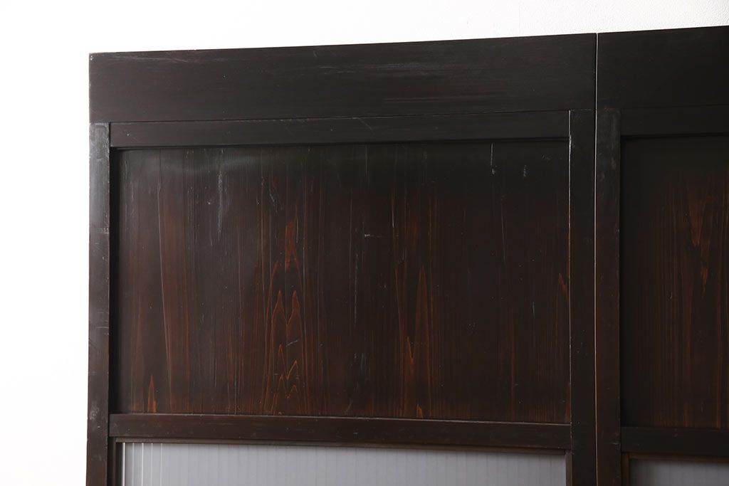 格子戸2枚をリペア&カスタム!高さと幅をリサイズし、吊り戸仕様に加工。引手とガラスを取り付け。(板戸、建具、引き戸)