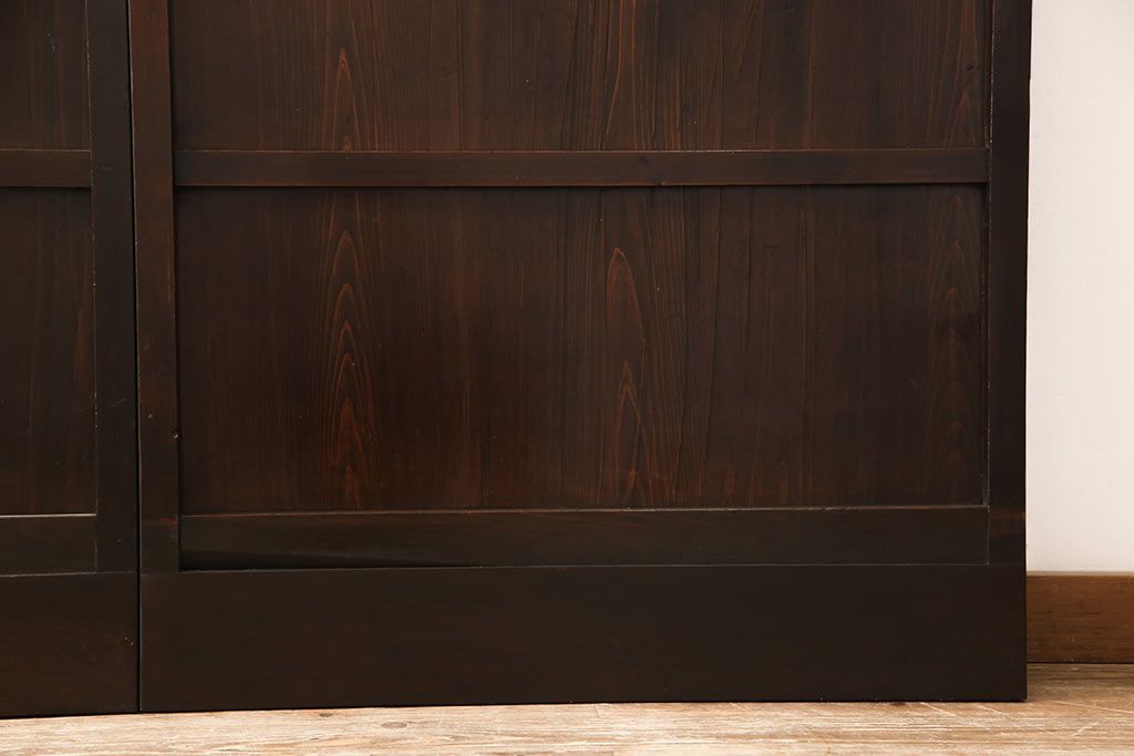 格子戸2枚をリペア&カスタム!高さと幅をリサイズし、吊り戸仕様に加工。引手とガラスを取り付け。(板戸、建具、引き戸)