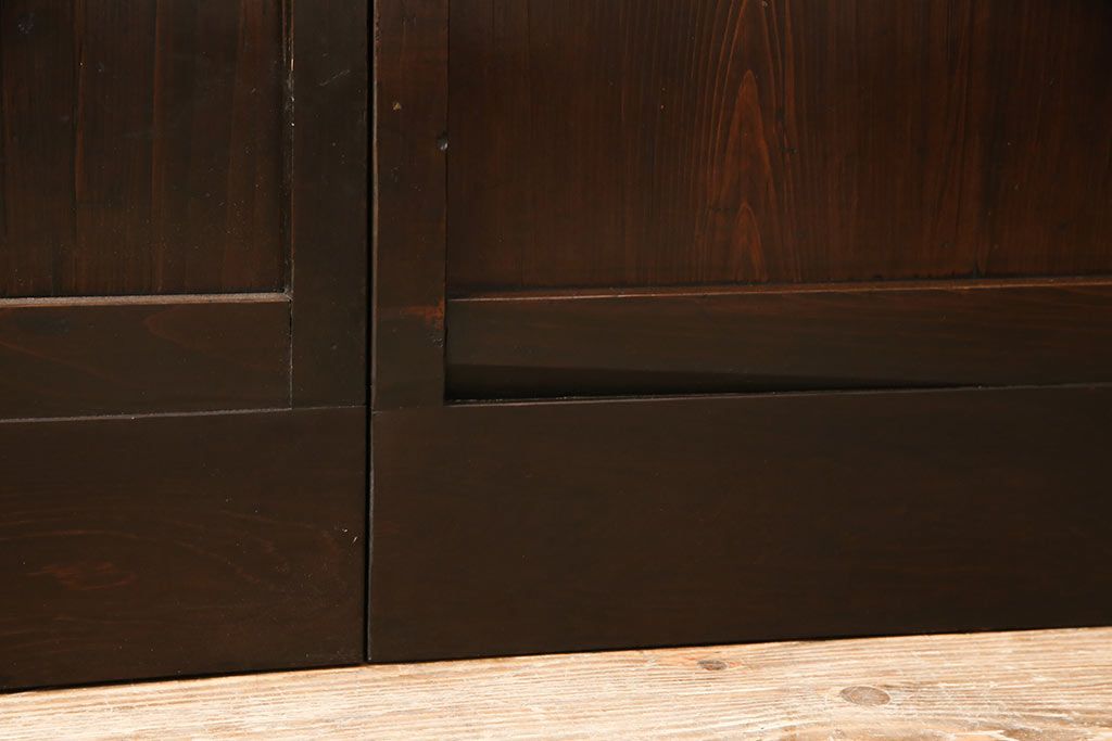 格子戸2枚をリペア&カスタム!高さと幅をリサイズし、吊り戸仕様に加工。引手とガラスを取り付け。(板戸、建具、引き戸)