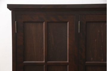 北海道民芸家具のサイドキャビネットをリペア&カスタム!扉のガラスを木製板に交換。台輪を取り付け。(収納棚、戸棚)