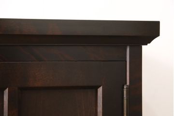 北海道民芸家具のサイドキャビネットをリペア&カスタム!扉のガラスを木製板に交換。台輪を取り付け。(収納棚、戸棚)