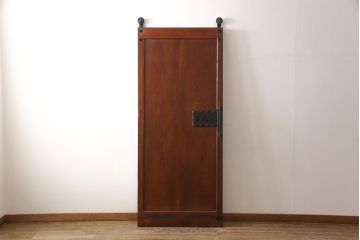 アンティーク蔵戸をリペア&カスタム!高さと幅をリサイズし、吊り戸仕様に加工。合わせて戸枠も新規製作。(玄関戸、引き戸、建具)