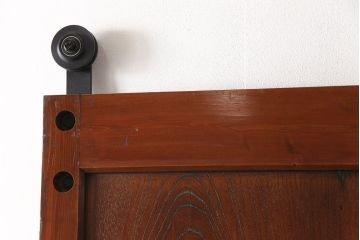 アンティーク蔵戸をリペア&カスタム!高さと幅をリサイズし、吊り戸仕様に加工。合わせて戸枠も新規製作。(玄関戸、引き戸、建具)