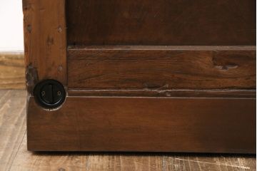 アンティーク蔵戸をリペア&カスタム!高さと幅をリサイズし、吊り戸仕様に加工。合わせて戸枠も新規製作。(玄関戸、引き戸、建具)