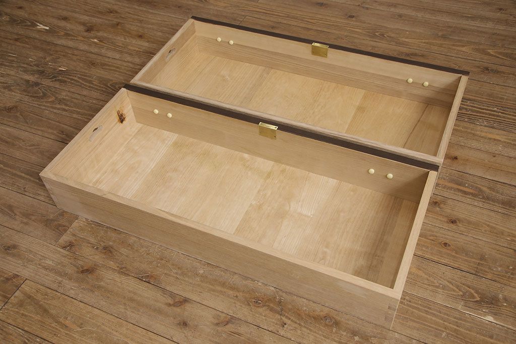 総桐箪笥をリペア&カスタム!高品質リペアを施し、全体をダークブラウンに着色し仕上げ。(着物箪笥、衣装箪笥)