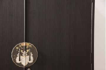 総桐箪笥をリペア&カスタム!高品質リペアを施し、全体をダークブラウンに着色し仕上げ。(着物箪笥、衣装箪笥)