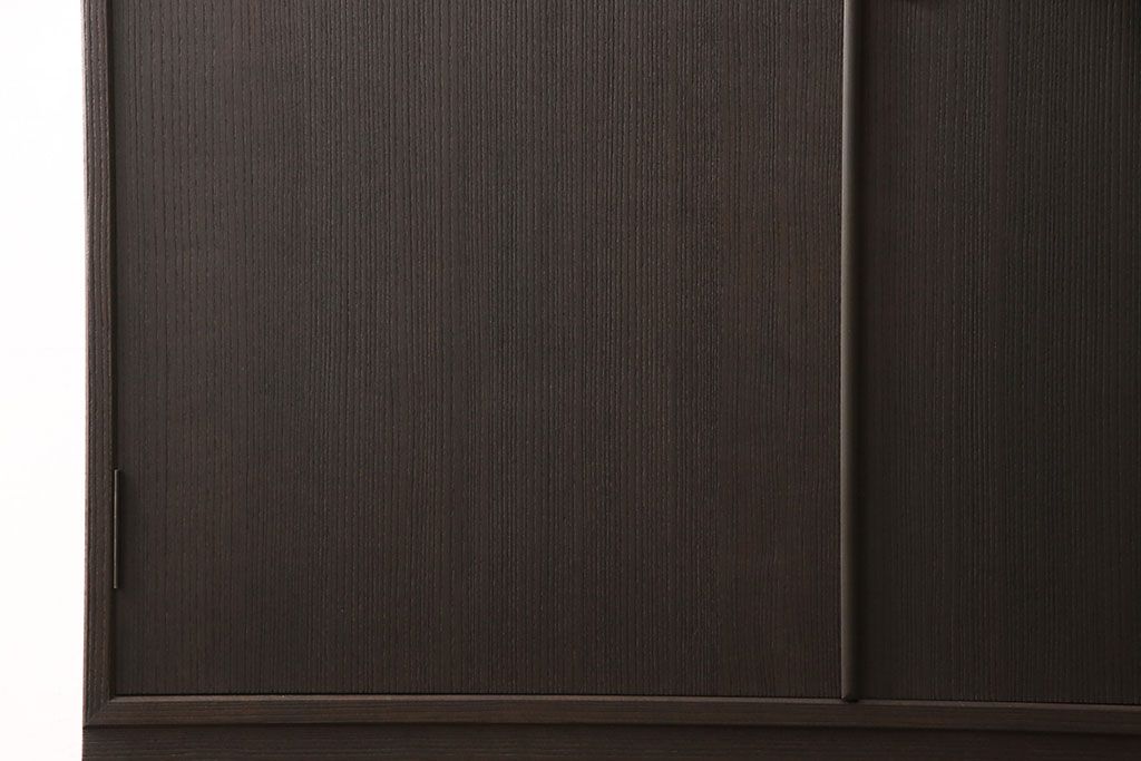 総桐箪笥をリペア&カスタム!高品質リペアを施し、全体をダークブラウンに着色し仕上げ。(着物箪笥、衣装箪笥)