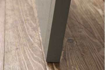 ペイントドアをリペア&カスタム!幅をリサイズし、ドアノブパーツを取り付け。青緑色にペイント仕上げ。(扉、建具)