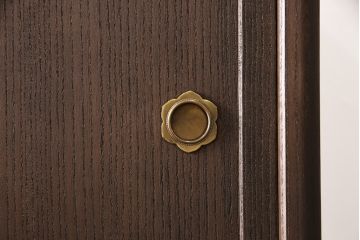 加茂総桐箪笥をリペア&カスタム!高品質リペアを施し、ブラウンに着色し仕上げ。(着物たんす、和服タンス)