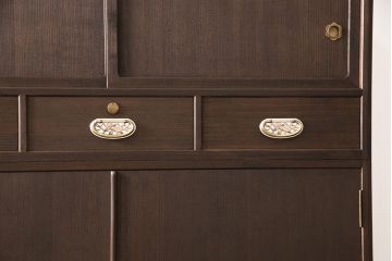加茂総桐箪笥をリペア&カスタム!高品質リペアを施し、ブラウンに着色し仕上げ。(着物たんす、和服タンス)