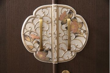 加茂総桐箪笥をリペア&カスタム!高品質リペアを施し、ブラウンに着色し仕上げ。(着物たんす、和服タンス)