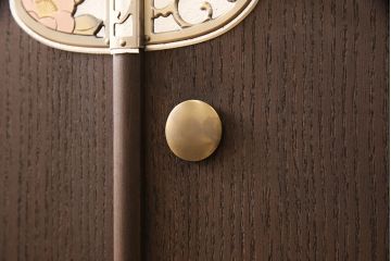 加茂総桐箪笥をリペア&カスタム!高品質リペアを施し、ブラウンに着色し仕上げ。(着物たんす、和服タンス)