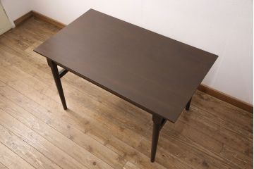 松本民芸家具のダイニングテーブルをリペア&カスタム!デザインは変えずに奥行きをカットし、カット部分を本体に合わせて着色。(作業台)