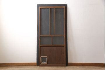 ガラス扉をリペア&カスタム!高さを高くリサイズし、ガラスを気泡ガラスに変更。蝶番・取っ手・猫用出入り口を取り付け。(ドア、建具)