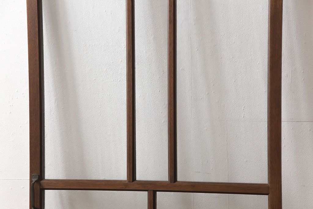 ガラス扉をリペア&カスタム!高さを高くリサイズし、ガラスを気泡ガラスに変更。蝶番・取っ手・猫用出入り口を取り付け。(ドア、建具)