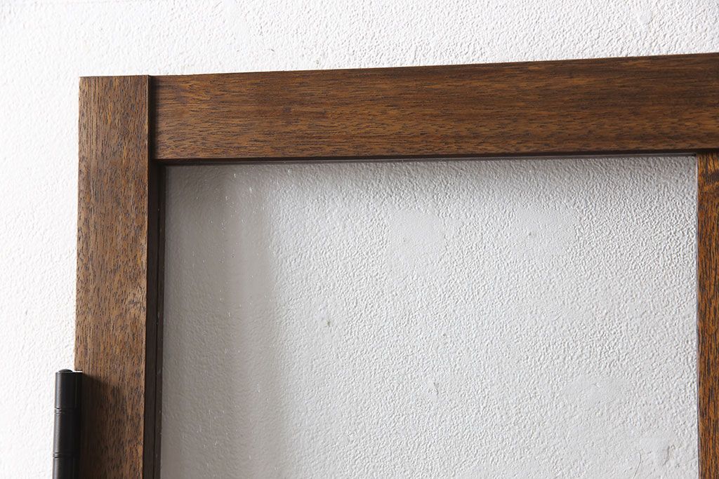 ガラス扉をリペア&カスタム!高さを高くリサイズし、ガラスを気泡ガラスに変更。蝶番・取っ手・猫用出入り口を取り付け。(ドア、建具)