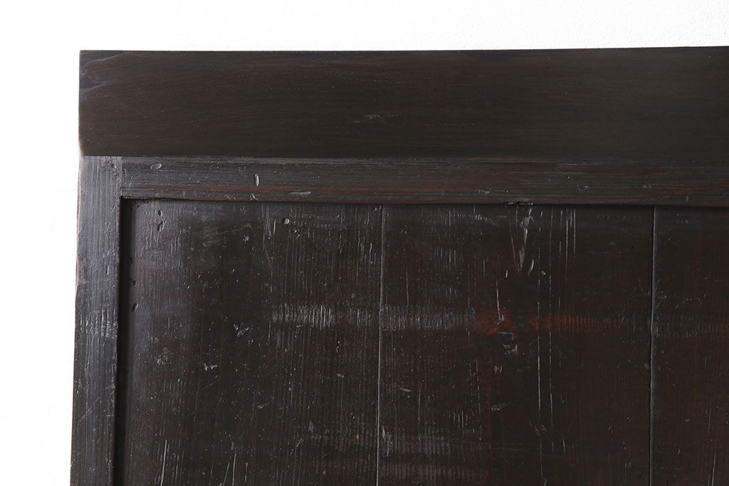 板戸2枚をリペア&カスタム!高さを高くリサイズし、中央に鋲を取り付け。(建具、引き戸)