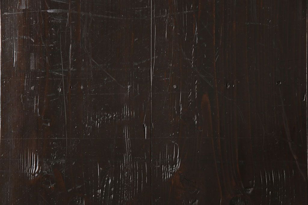 板戸2枚をリペア&カスタム!高さを高くリサイズし、中央に鋲を取り付け。(建具、引き戸)