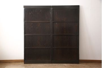 板戸2枚をリペア&カスタム!高さを高くリサイズし、中央に鋲を取り付け。(建具、引き戸)