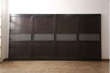 格子戸4枚をリペア&カスタム!高さを高くリサイズし、ガラスをすりガラスに変更。全体をワントーン落ち着いた色味に着色し仕上げ。(引き戸、板戸)