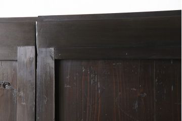 格子戸4枚をリペア&カスタム!高さを高くリサイズし、ガラスをすりガラスに変更。全体をワントーン落ち着いた色味に着色し仕上げ。(引き戸、板戸)