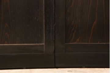 格子戸4枚をリペア&カスタム!高さを高くリサイズし、ガラスをすりガラスに変更。全体をワントーン落ち着いた色味に着色し仕上げ。(引き戸、板戸)