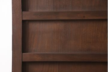 明治大正期の蔵戸をリペア&カスタム!戸杓リ箇所を埋木処理し、鎌錠2か所、戸羽金具、重量丁番3か所に金具を取り付け。現状の色味を活かした仕上げ。(引き戸、建具、玄関戸)