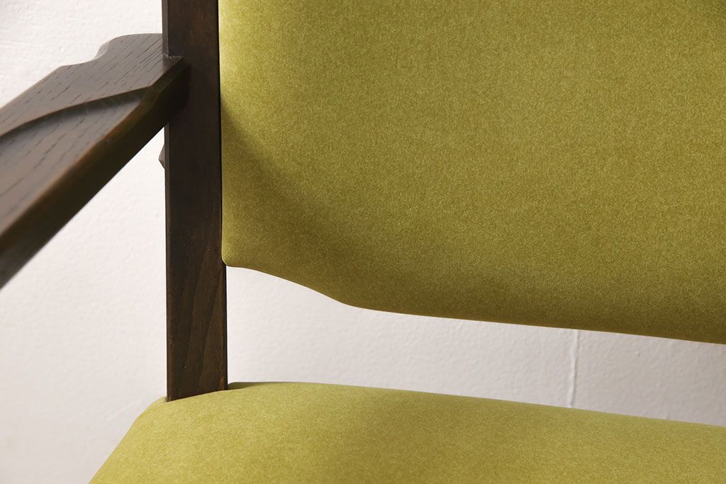 永田良介商店の回転チェアをリペア&カスタム!お好みの生地に張り替え、パイピングの無いデザインに変更。(椅子、1人掛け、アームチェア)