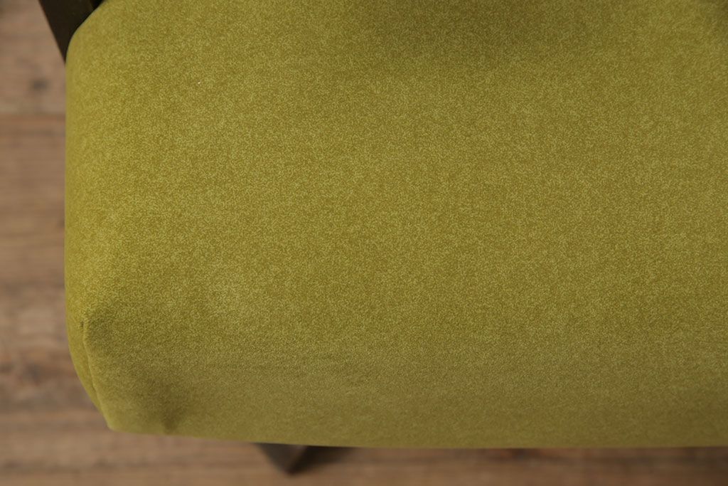 永田良介商店の回転チェアをリペア&カスタム!お好みの生地に張り替え、パイピングの無いデザインに変更。(椅子、1人掛け、アームチェア)