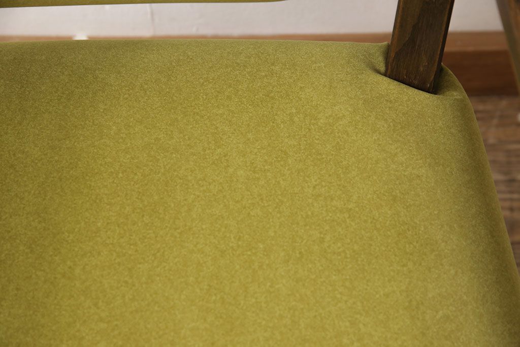 永田良介商店の回転チェアをリペア&カスタム!お好みの生地に張り替え、パイピングの無いデザインに変更。(椅子、1人掛け、アームチェア)