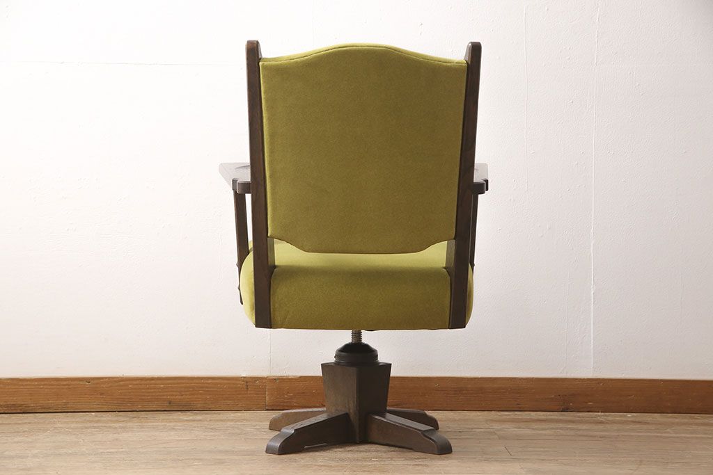 永田良介商店の回転チェアをリペア&カスタム!お好みの生地に張り替え、パイピングの無いデザインに変更。(椅子、1人掛け、アームチェア)