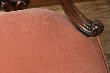 イギリスアンティークの子供用チェアの見た目を変えずに綺麗にリペア!(椅子)