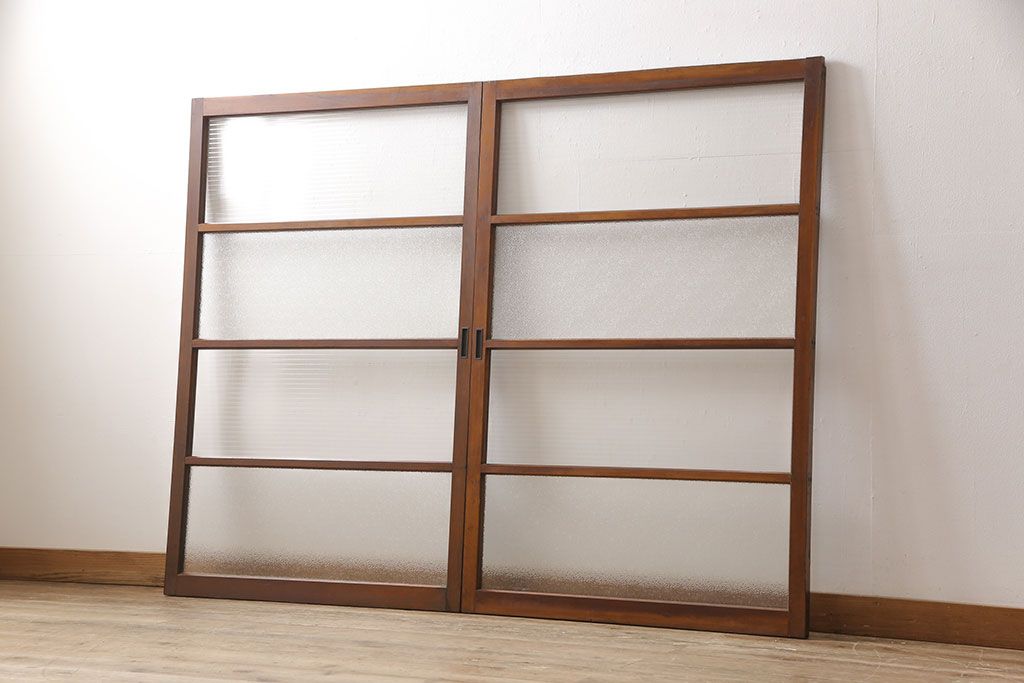 ビンテージのガラス戸2枚をリペア&カスタム!高さを切り詰めリサイズ。(窓、引き戸、建具)