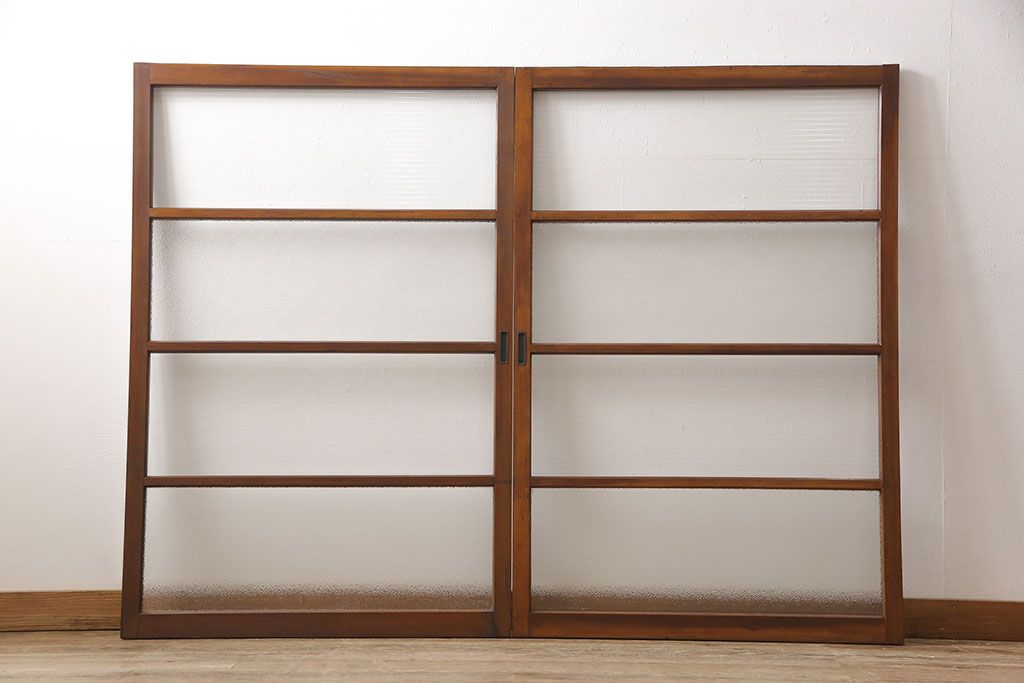 ビンテージのガラス戸2枚をリペア&カスタム!高さを切り詰めリサイズ。(窓、引き戸、建具)