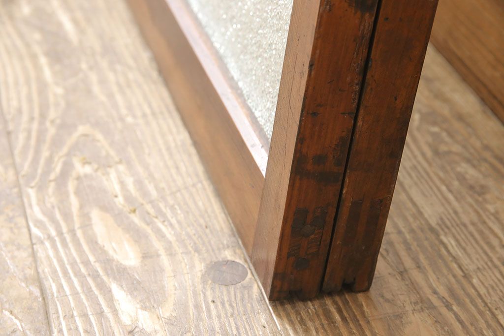 ビンテージのガラス戸2枚をリペア&カスタム!高さを切り詰めリサイズ。(窓、引き戸、建具)