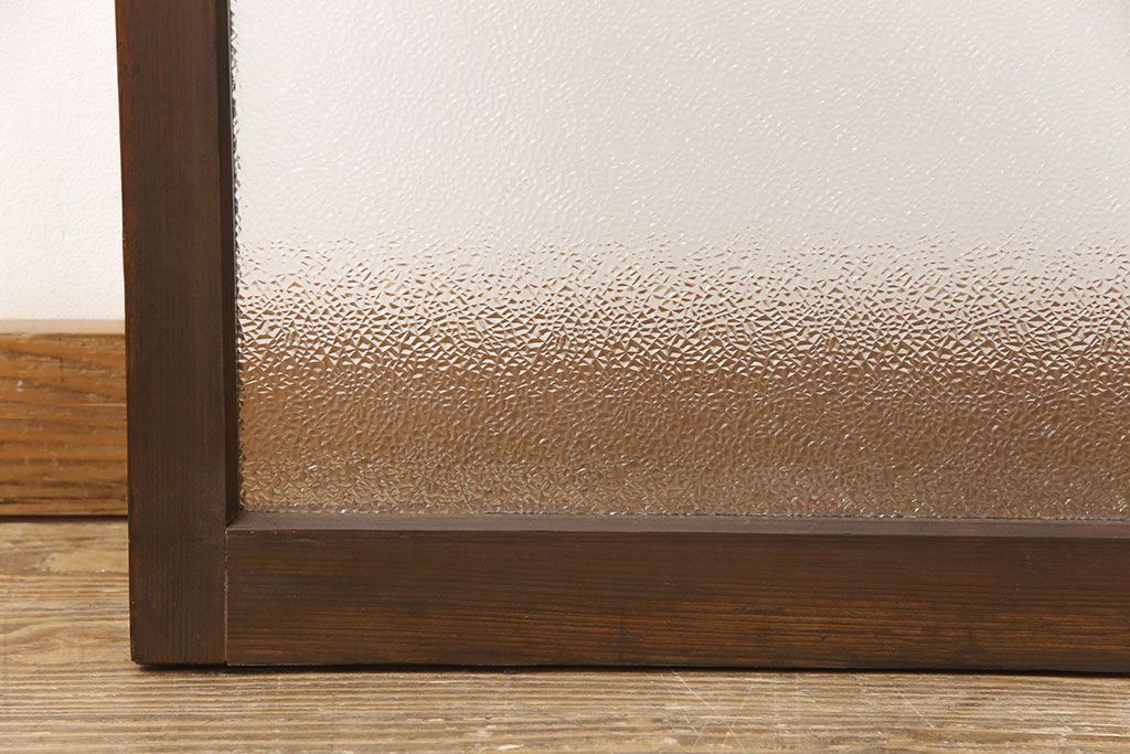 ビンテージのガラス戸2枚をリペア&カスタム!高さを切り詰めリサイズ。(窓、引き戸、建具)