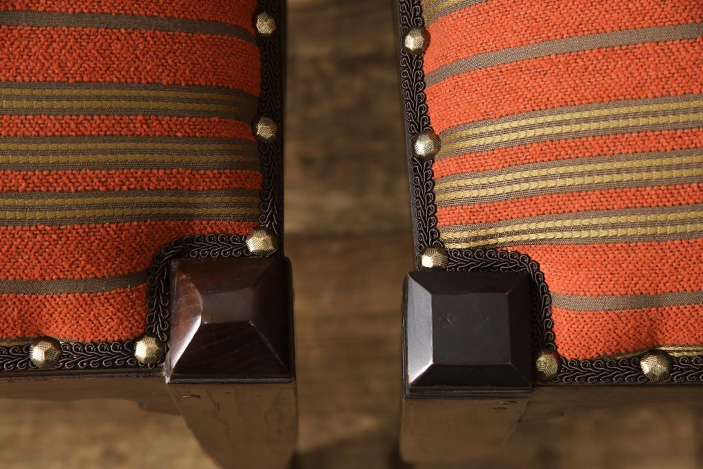 ビンテージチェア2脚をリペア&カスタム!座面をお好みの生地に張り替え。(ダイニングチェア、椅子)