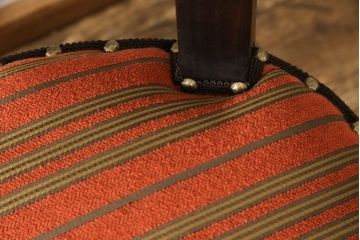 ビンテージチェア2脚をリペア&カスタム!座面をお好みの生地に張り替え。(ダイニングチェア、椅子)