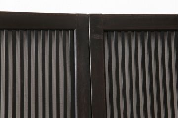 明治大正期の格子戸4枚をリペア&カスタム!リサイズし、現状の色味に合わせて着色仕上げ。(引き戸、建具)