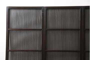 明治大正期の格子戸4枚をリペア&カスタム!リサイズし、現状の色味に合わせて着色仕上げ。(引き戸、建具)