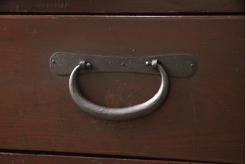 時代箪笥をリペア&カスタム!ヒノキ無垢材の天板を取り付けローチェストに。現状の色味をベースに着色仕上げ。(衣装箪笥、収納箪笥、時代箪笥、引き出し、チェスト)