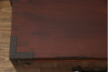 米沢箪笥の見た目を変えずに綺麗にリペア!内部に切り欠き加工をし、天板を補強。(和たんす、ローチェスト、収納箪笥、時代箪笥、引き出し)