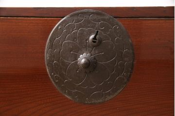 米沢箪笥の見た目を変えずに綺麗にリペア!内部に切り欠き加工をし、天板を補強。(和たんす、ローチェスト、収納箪笥、時代箪笥、引き出し)