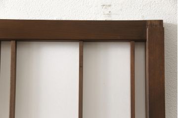 障子戸4枚をリペア&カスタム!リサイズし、戸車・引手金具を取り付け。障子はプラスチック障子に張り替え。現状に近い色味に着色仕上げ。(引き戸、建具)