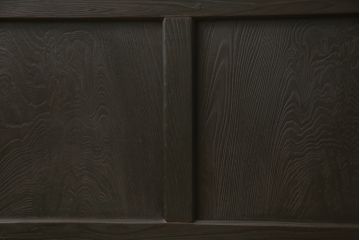 アンティークの建具をリペア&カスタム!高さと幅をリサイズし、モダンなデザインに変更。引手の取り付け。濃い茶色で着色仕上げ。(ガラス戸、引き戸)